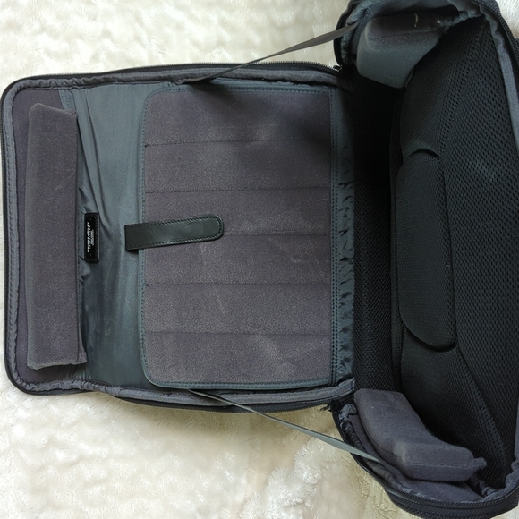 BRIGGS & RILEY | Messenger Laptop Cross-Body Bag - Picture 15 of 16